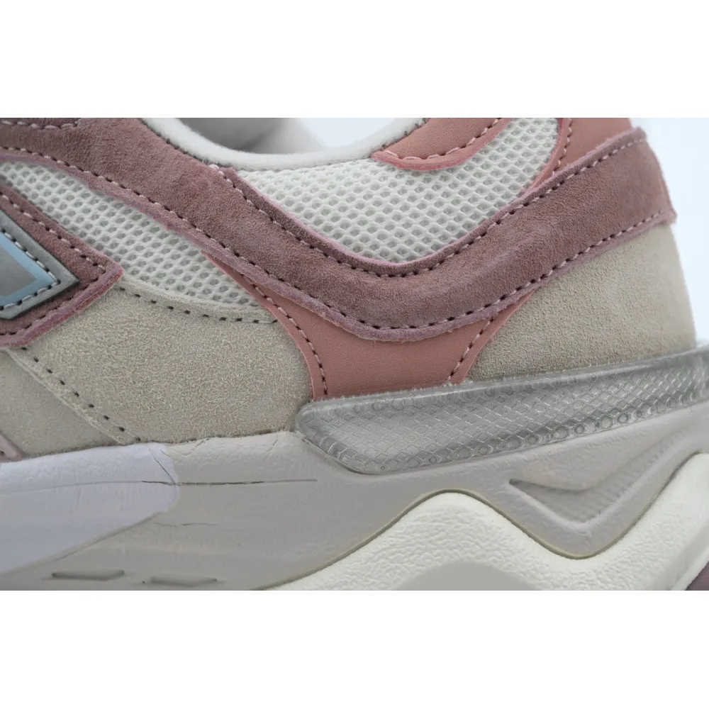 New Balance 9060 Rose Pink U9060FRL