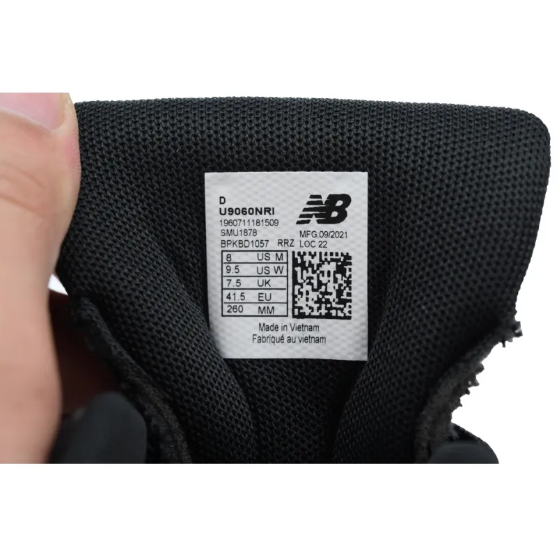 New Balance 9060 Triple Black Leather U9060NRI