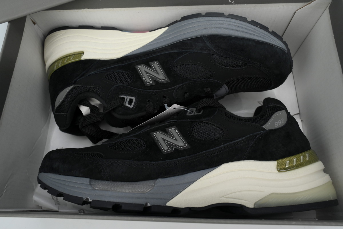 New Balance 992 Black Gray White M992BL