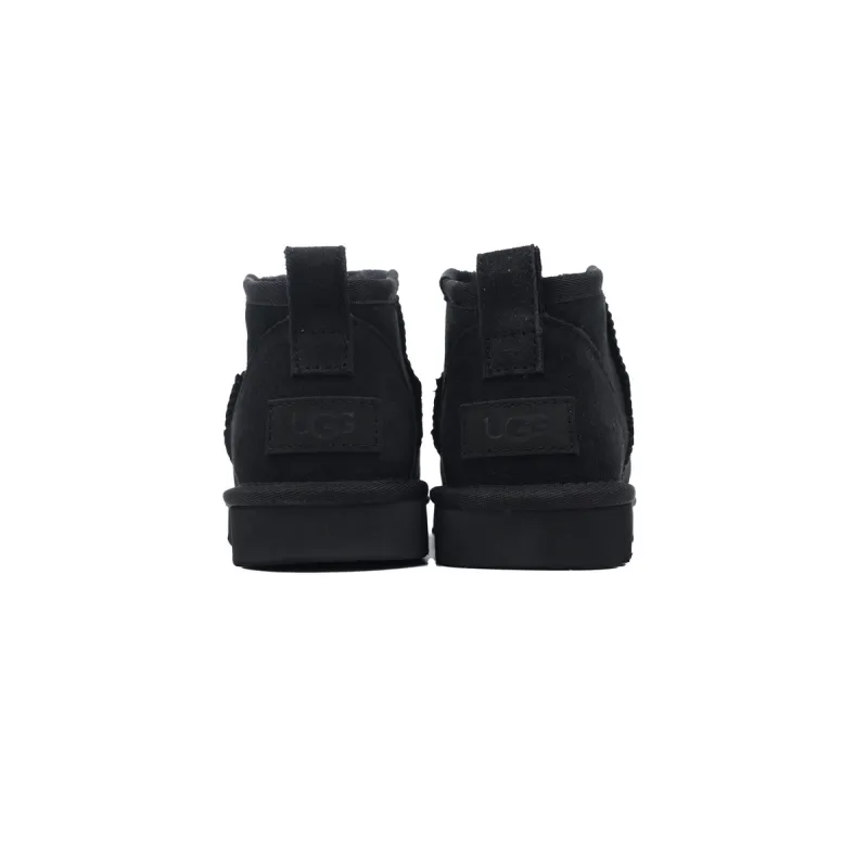 Low-Top Classic Ultra Mini Black 1116109