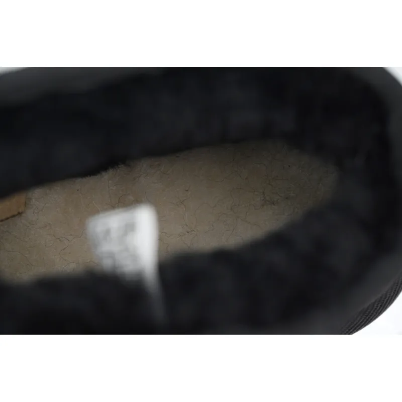 Low-Top Classic Ultra Mini Black 1116109