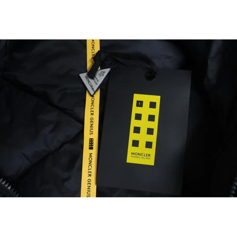 Moncle Joint Model Diamond Rhombus Cut Surface Down Jacket Black
