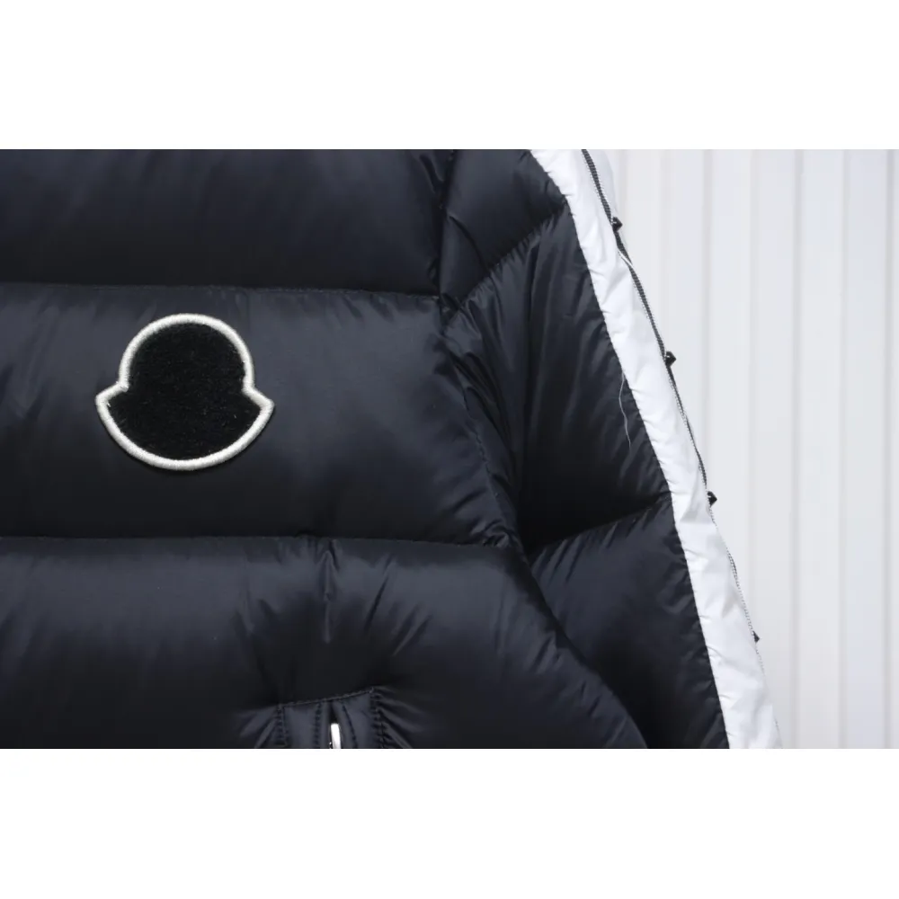 Moncler Autumn And Winter Stellaire Hooded Short Color-blocked Bread Coat Black