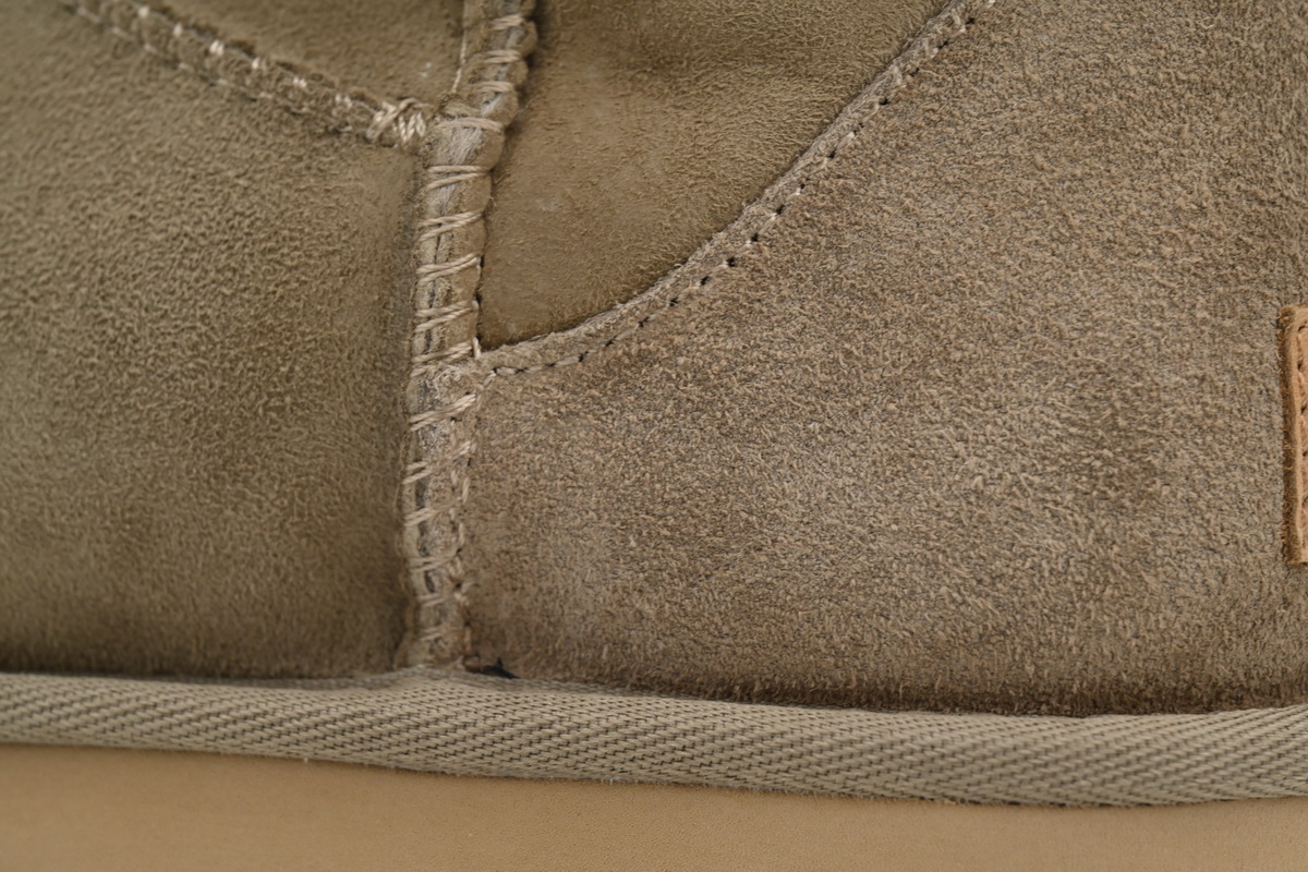 Warm High-top Snow Boots Classic Short Khaki 1016223