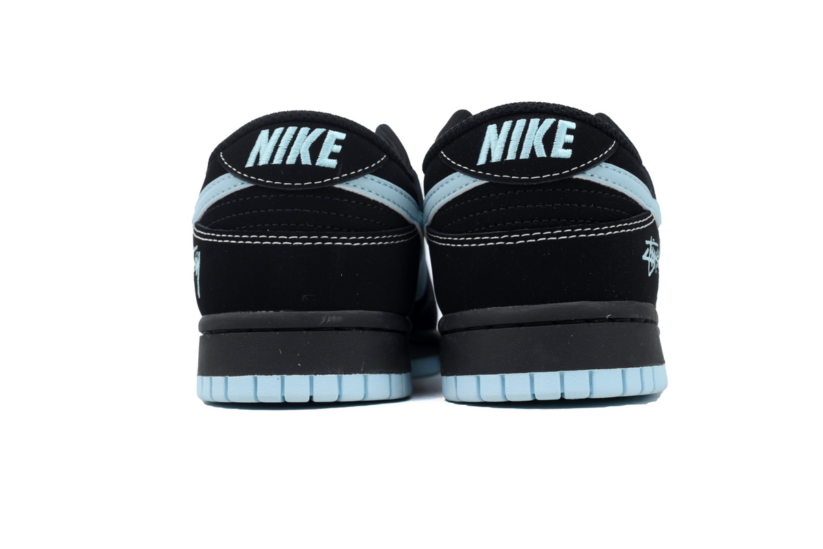 Nike Dunk Low Black Moon Hook KK1888-012