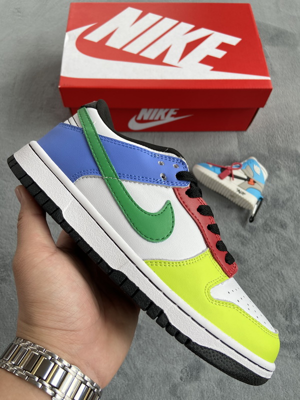 Nike Dunk Low Green Strike DD1503-106