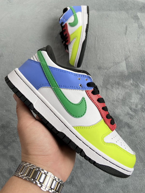 Nike Dunk Low Green Strike DD1503-106