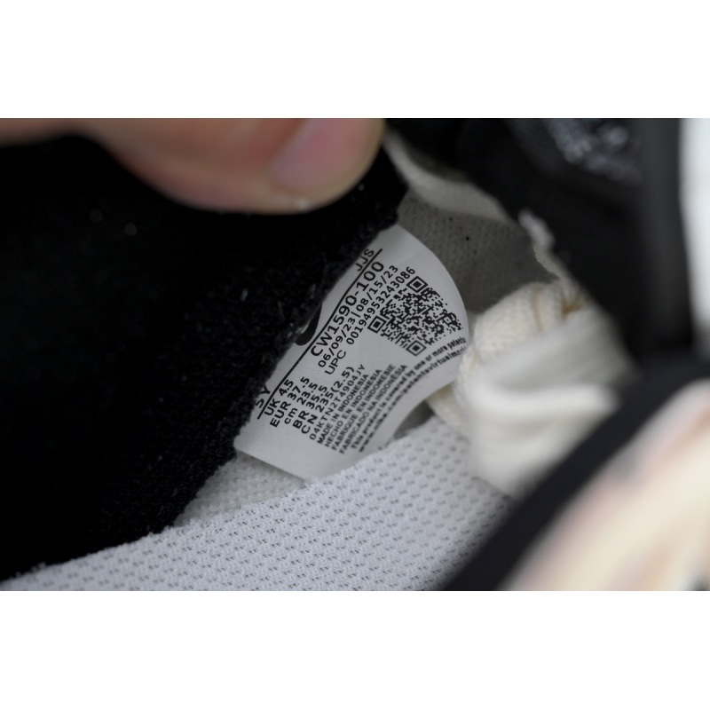 Nike Dunk Low Heart Rose CW1590-100