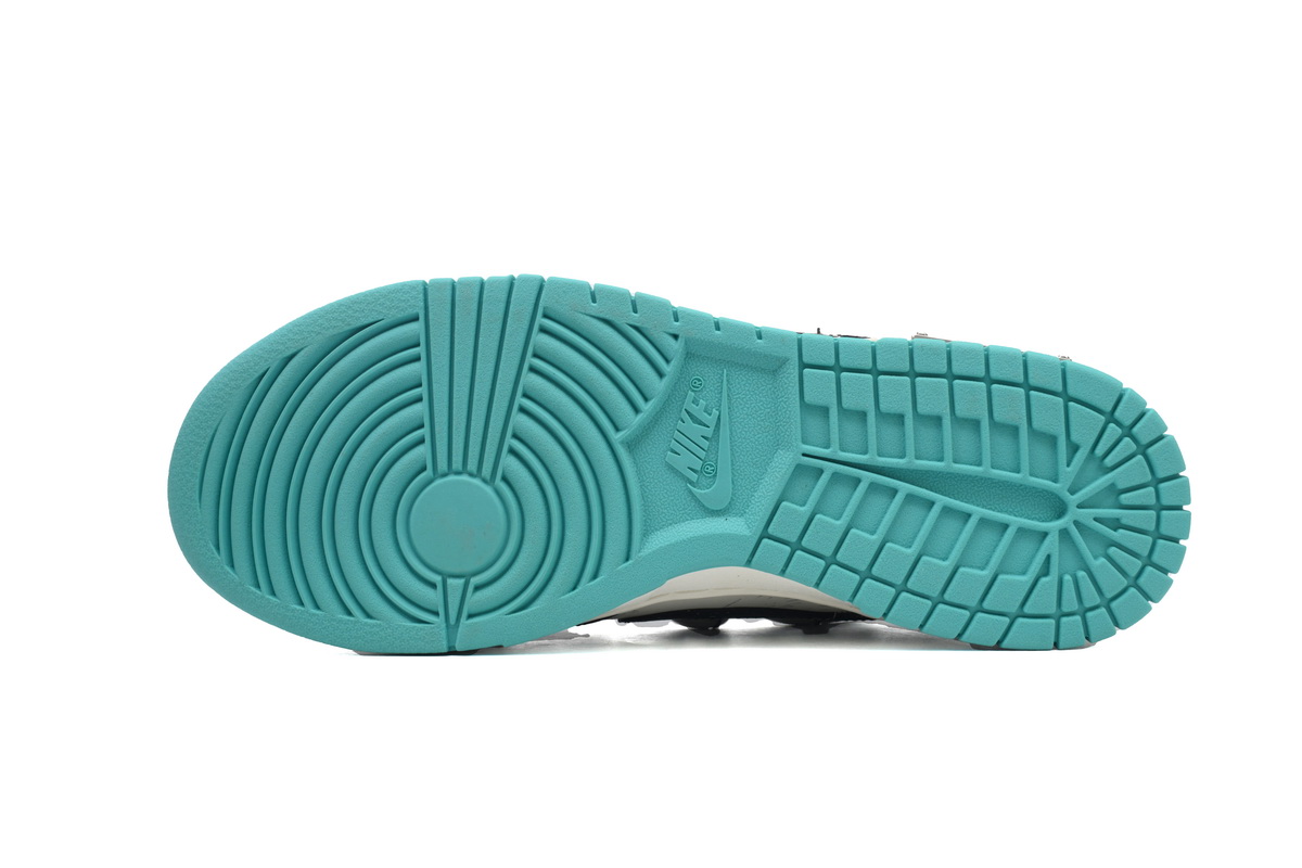 Nike Dunk Low Star Trek DV0833-101