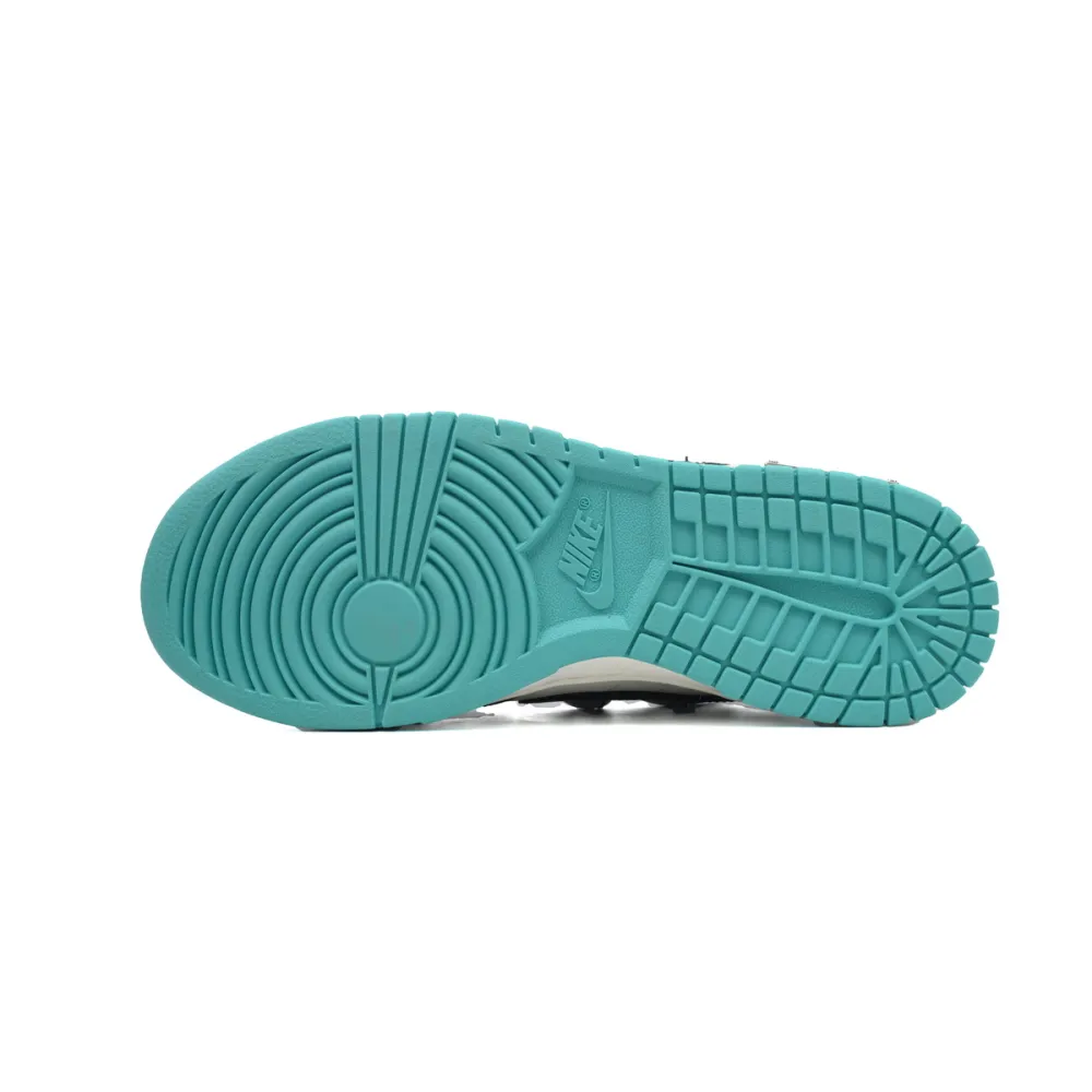 Nike Dunk Low Star Trek DV0833-101