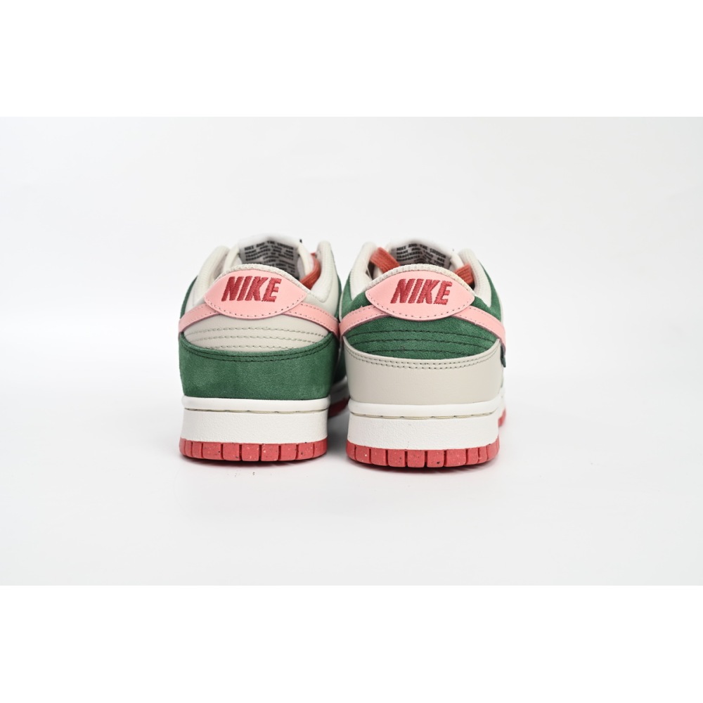 Nike SB Dunk Low All Petals United FN8923-061