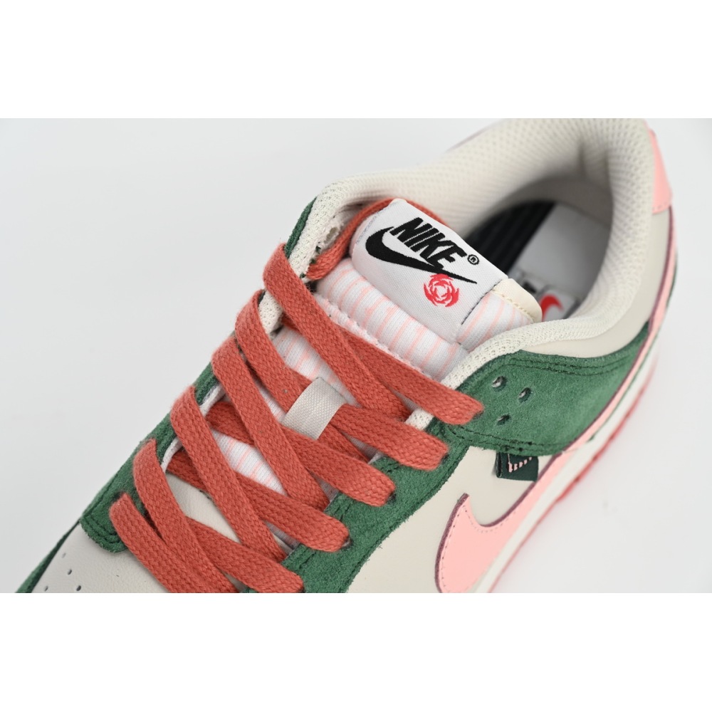Nike SB Dunk Low All Petals United FN8923-061