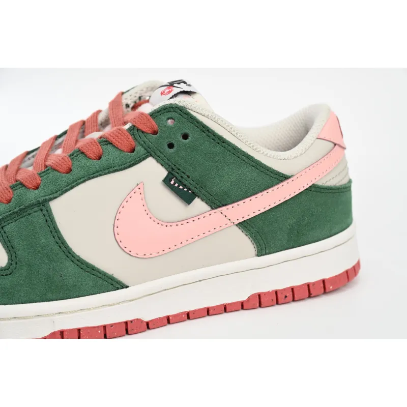 Nike SB Dunk Low All Petals United FN8923-061