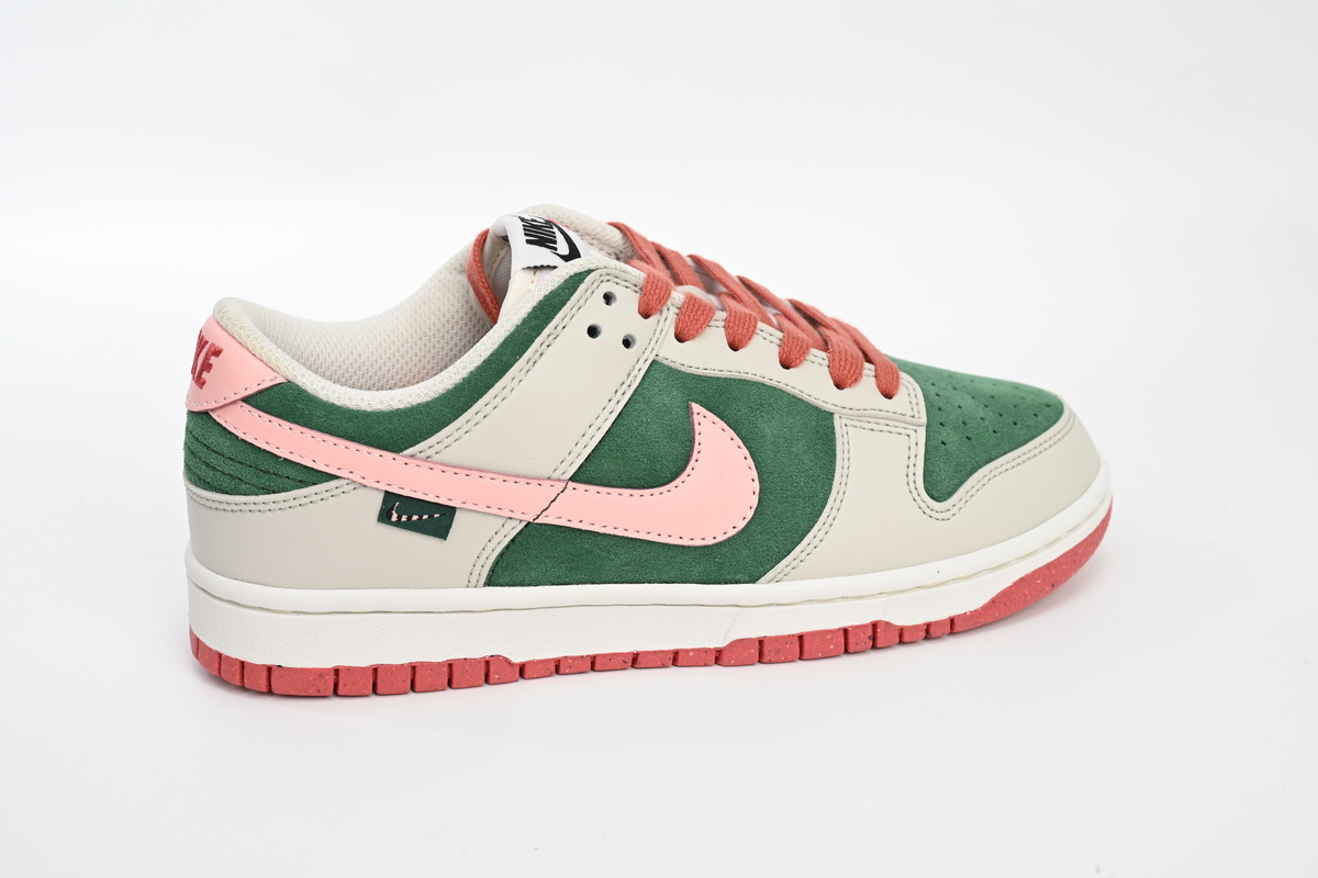 Nike SB Dunk Low All Petals United FN8923-061