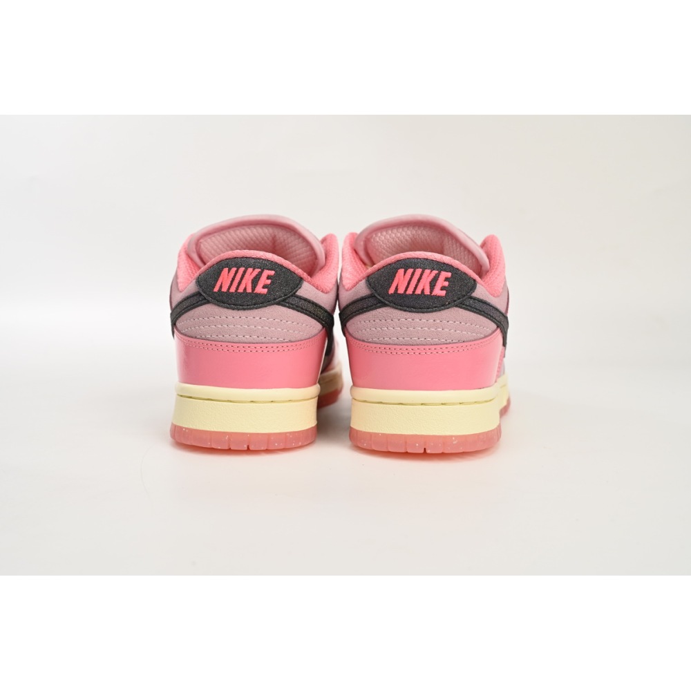Nike SB Dunk Low LX Barbie Pink FN8927-621