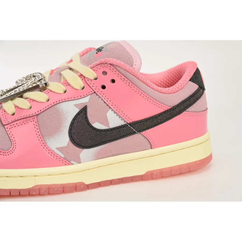Nike SB Dunk Low LX Barbie Pink FN8927-621