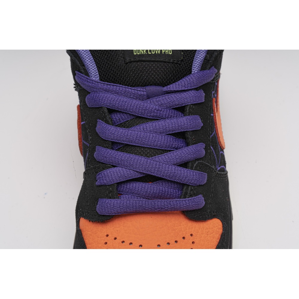Nike SB Dunk Low Night Of Mischief BQ6817-006