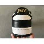 Nike SB Dunk Low Supreme x Nike Black Stars DH3228-102