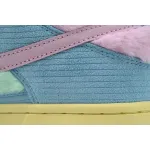 Nike SB Dunk Low Verdy x Dunk Visty FN6040-400
