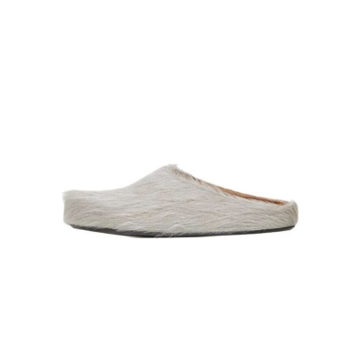 Marni Long-Hair Calfskin Fussbett Sabot Grey SBMR000600P412200N15 01