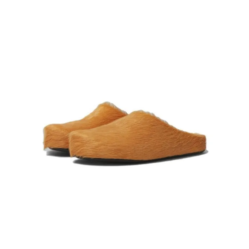 Marni Long-Hair Calfskin Fussbett Sabot Orange SBMR000600P412200R09