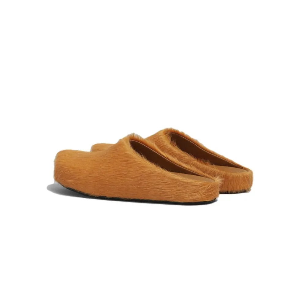 Marni Long-Hair Calfskin Fussbett Sabot Orange SBMR000600P412200R09