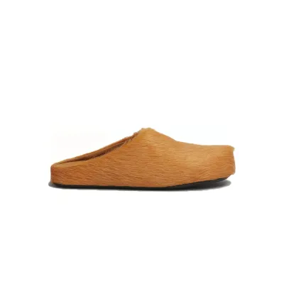Marni Long-Hair Calfskin Fussbett Sabot Orange SBMR000600P412200R09 02