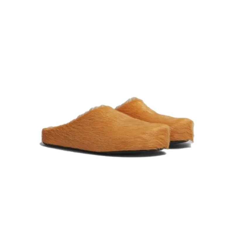 Marni Long-Hair Calfskin Fussbett Sabot Orange SBMR000600P412200R09