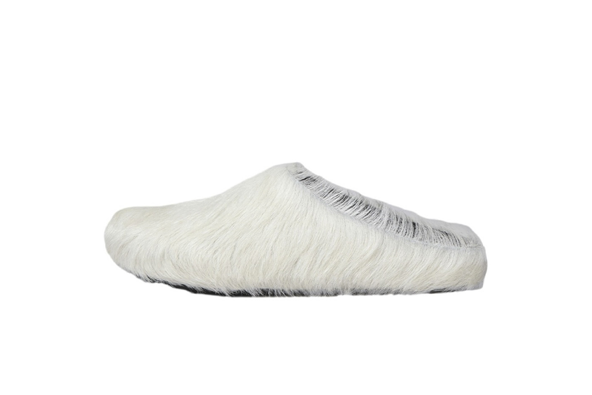 Marni Long-Hair Calfskin Fussbett Sabot White SBMR000600P412200W02