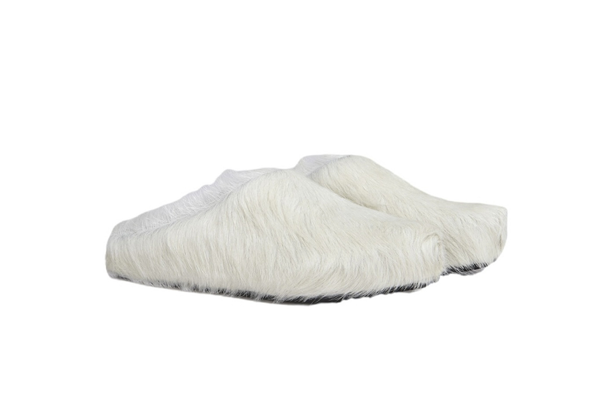 Marni Long-Hair Calfskin Fussbett Sabot White SBMR000600P412200W02