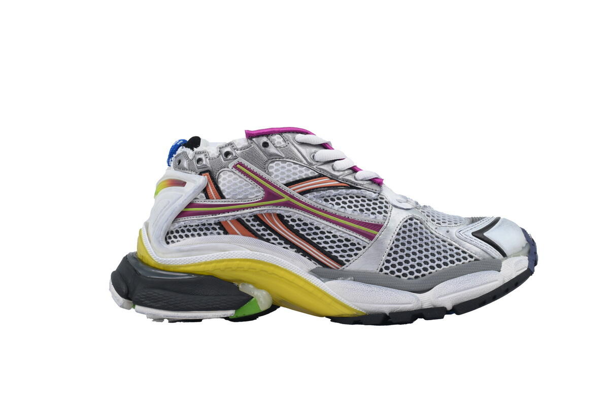 Balenciaga Runner Sneaker Color Orange Powder 772767 W3RBW 9168