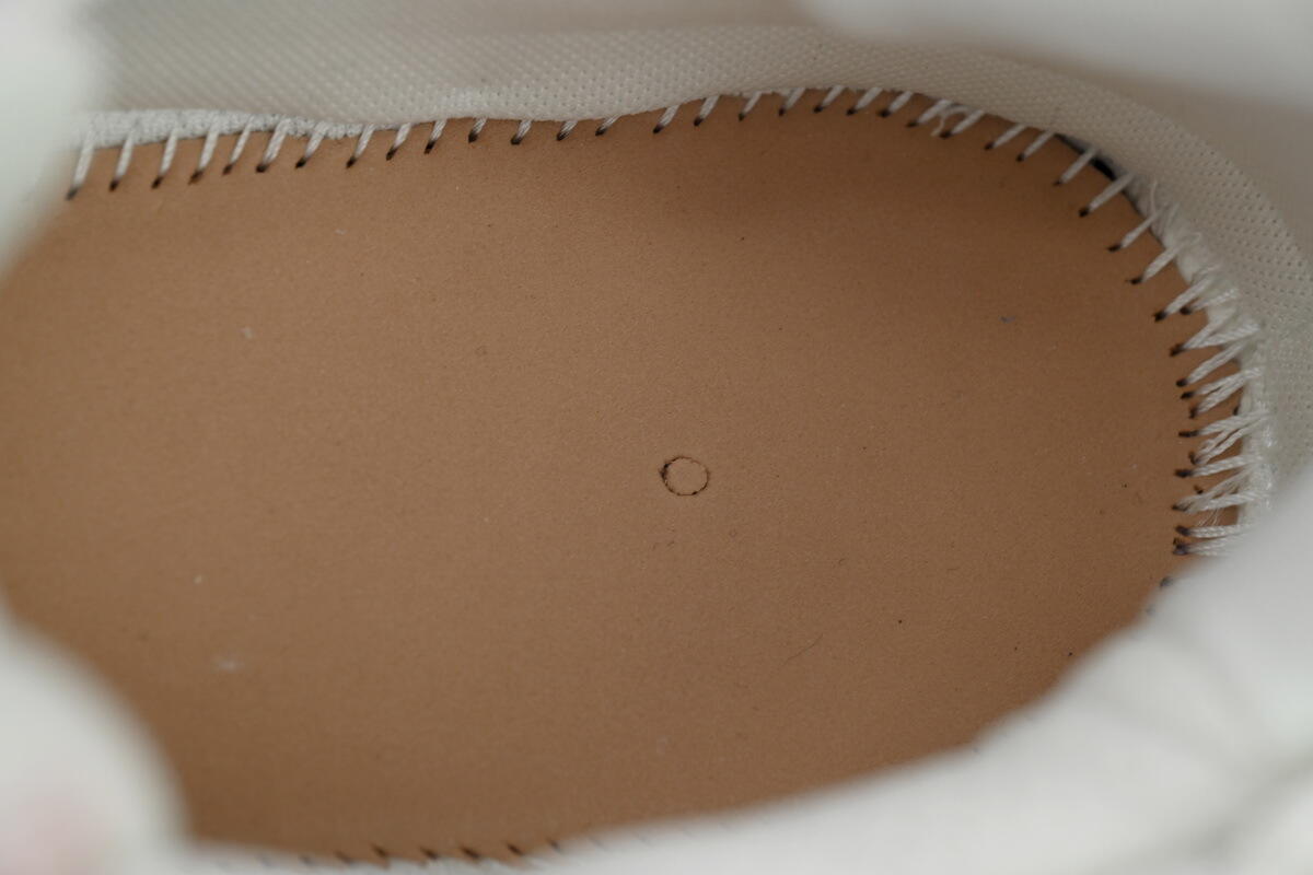 Balenciaga Wmns Runner Sneaker 'Grey Multi-Color' 772767 W3RMU 9458