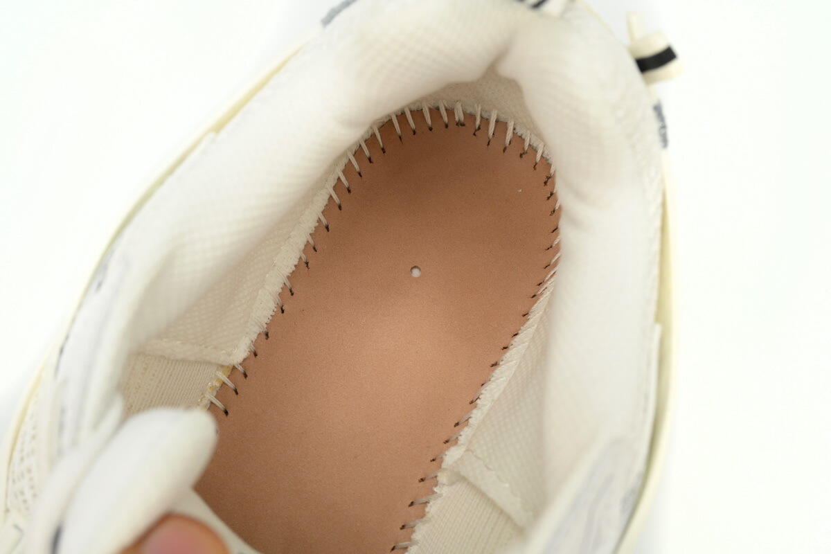 OFF-WHITE Out Of Blue White OIIA295F24 FAB00 10005