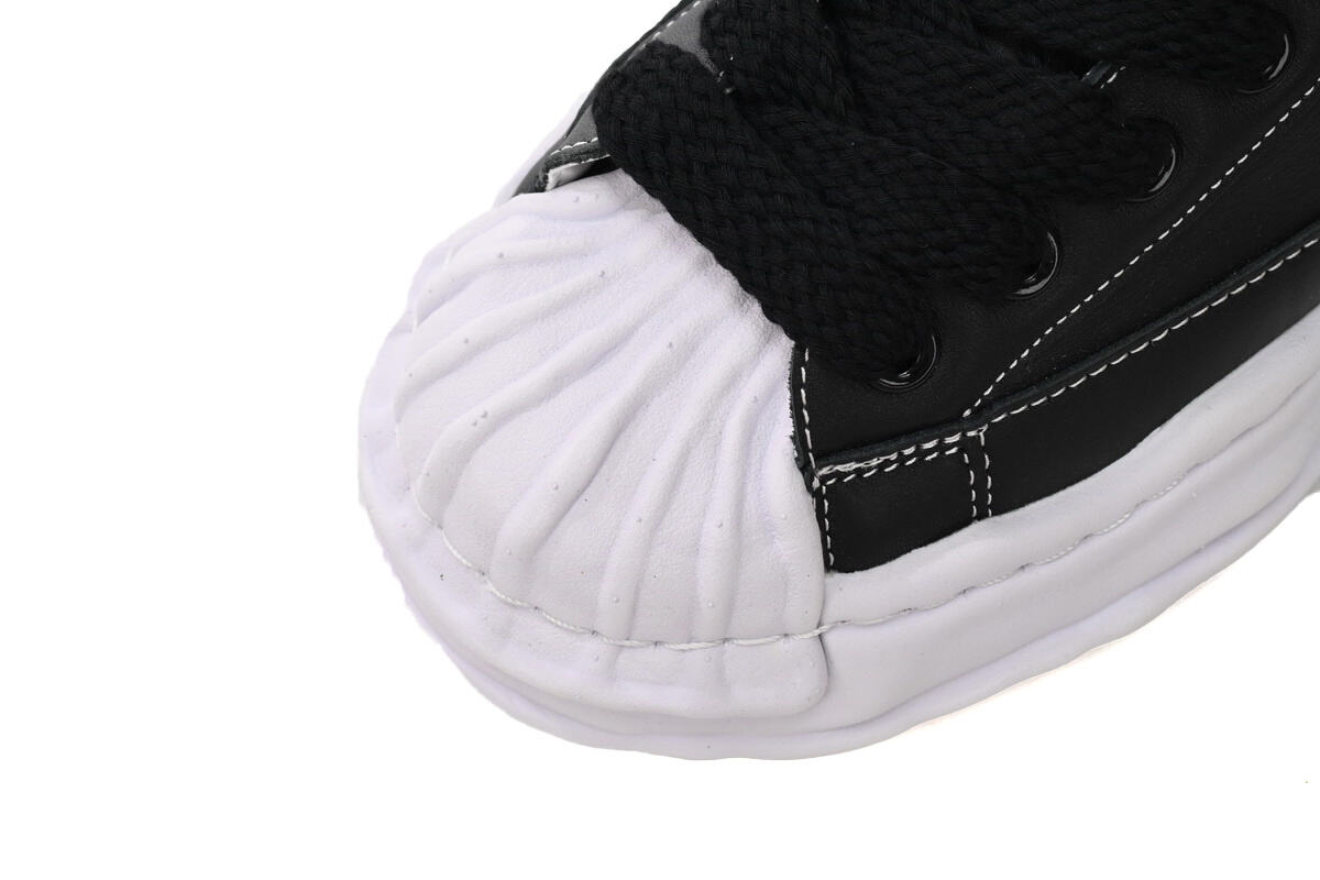 Maison Mihara Yasuhiro Blakey OG Sole Seamless Leather Low Black White A11FW715