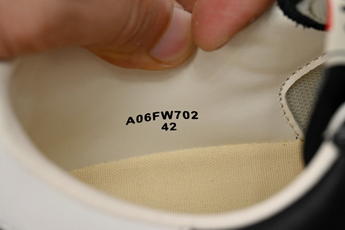 Maison Mihara Yasuhiro Blakey OG Sole Seamless Leather Low Black White A11FW715