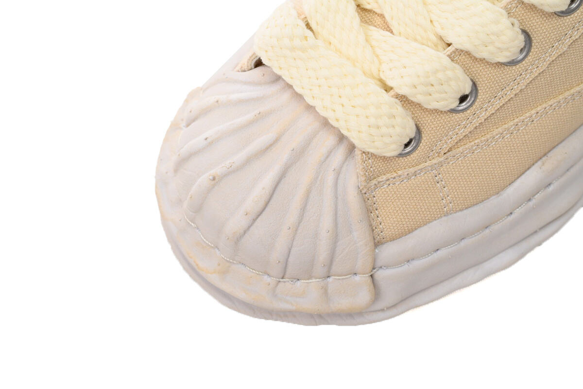 Maison Mihara Yasuhiro Blakey Puffer OG Sole Canvas Low Garment Dyed White A14FW739-WHT