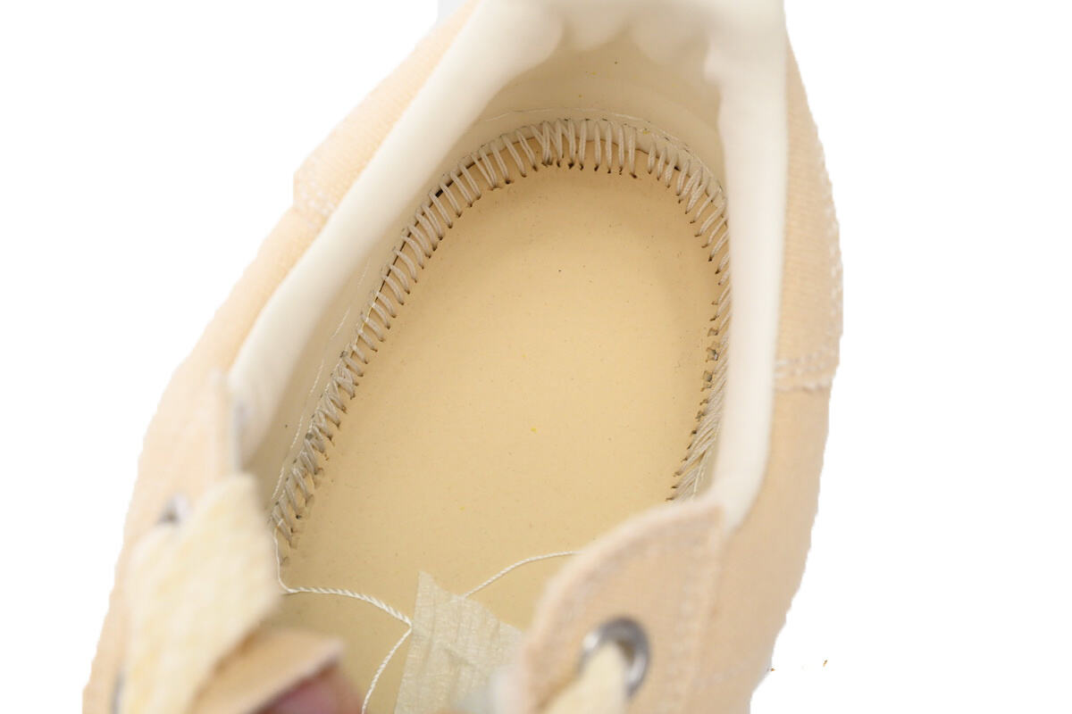 Maison Mihara Yasuhiro Blakey Puffer OG Sole Canvas Low Garment Dyed White A14FW739-WHT