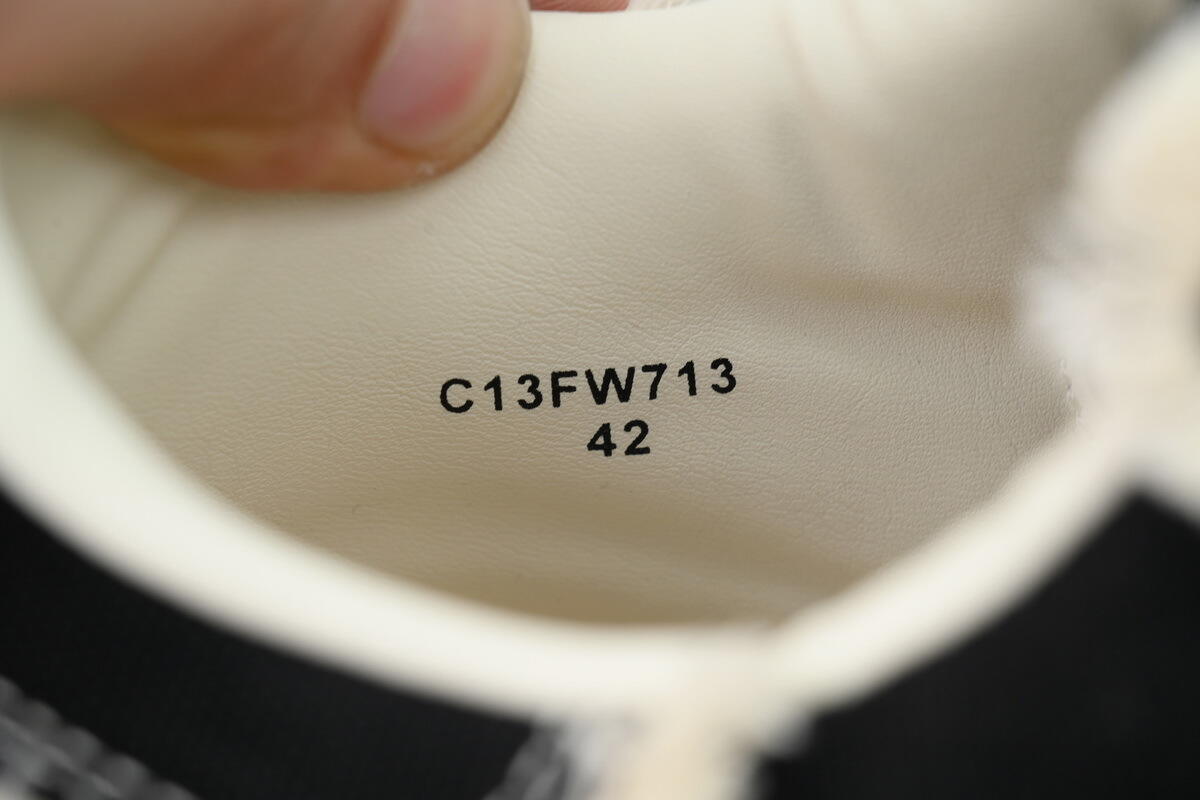 Maison Mihara Yasuhiro MMY Black Tail C13FW713