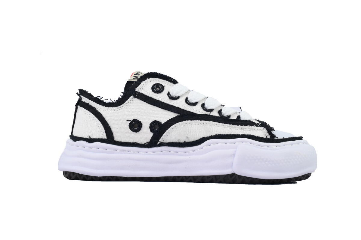 Maison Mihara Yasuhiro Peterson OG Sole Canvas Low 'White Overhanging'  A09FW721 WHITE