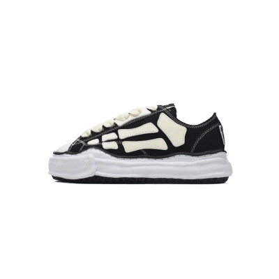 Maison Mihara Yasuhiro x AMIRI Skel-Top Low Black AMFOSR1076-001 01