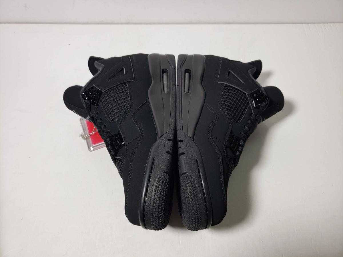 Classic 2020 Black Cat Shoes QC Photos on the nicekicksmall website