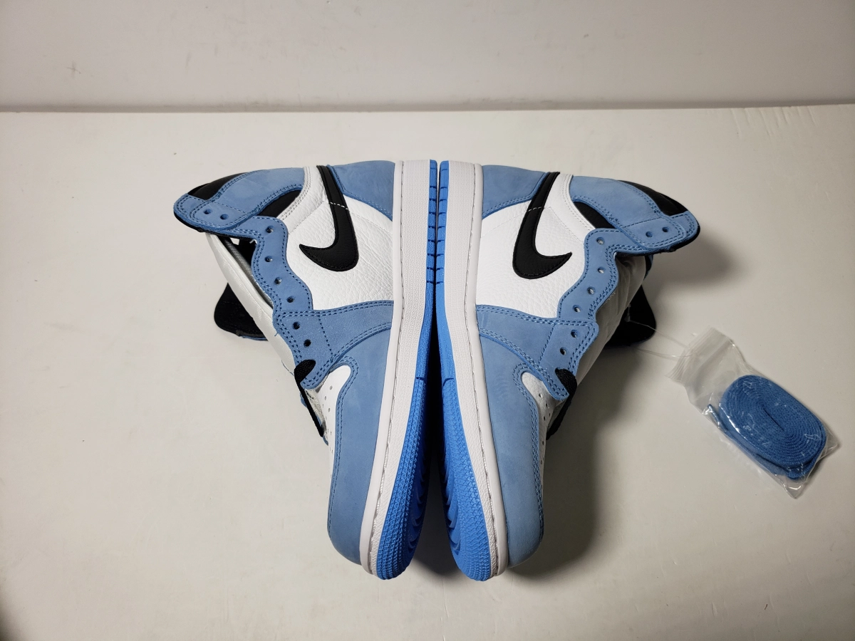 Nicekicksmall Exquisite Craftsmanship Air Jordan 1 Retro High White University Blue Black 555088-134