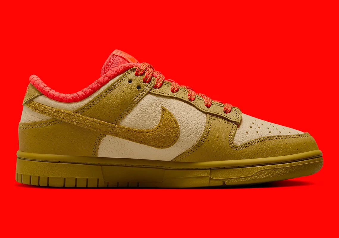 [Sneaker News] The New Nike Dunk Low combines 
