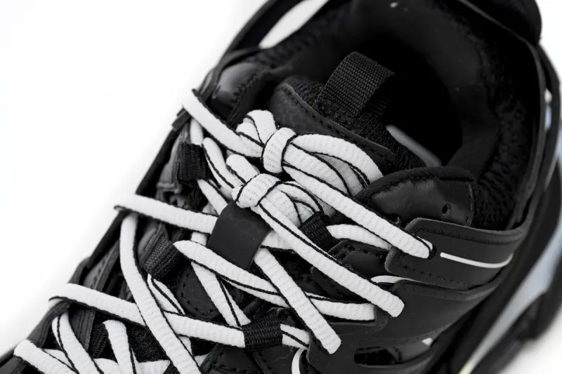 Balenciaga Track Black White Fake