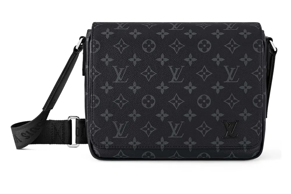 Louis Vuitton LV District PM Monogram Eclipse