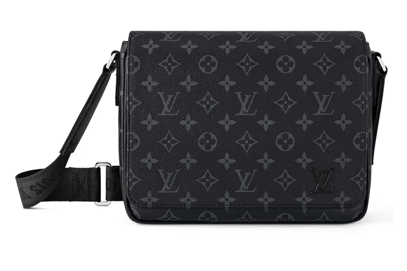 Louis Vuitton LV District PM Monogram Eclipse