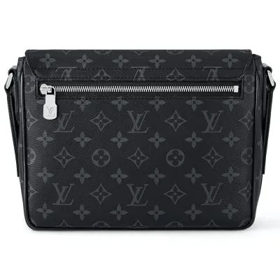 Louis Vuitton LV District PM Monogram Eclipse 02