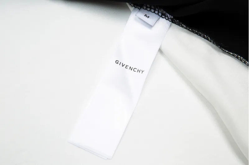 Givenchy Gragon T-shirt