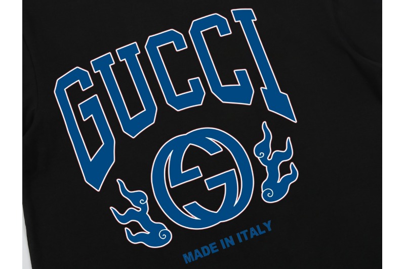 Gucci T-Shirt with Blue Logo