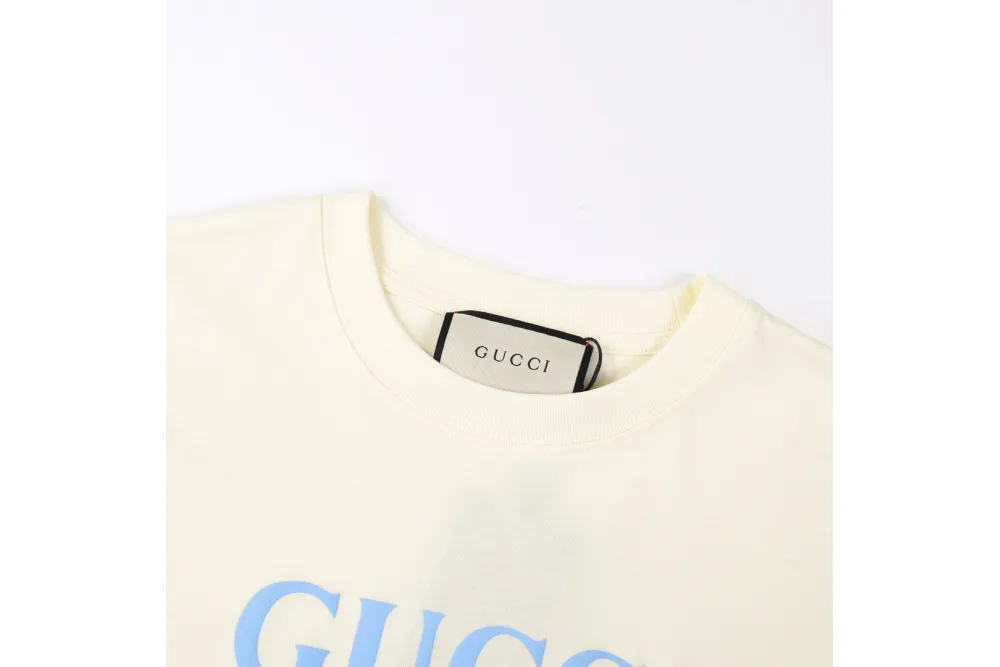 Gucci T-Shirt with LOGO